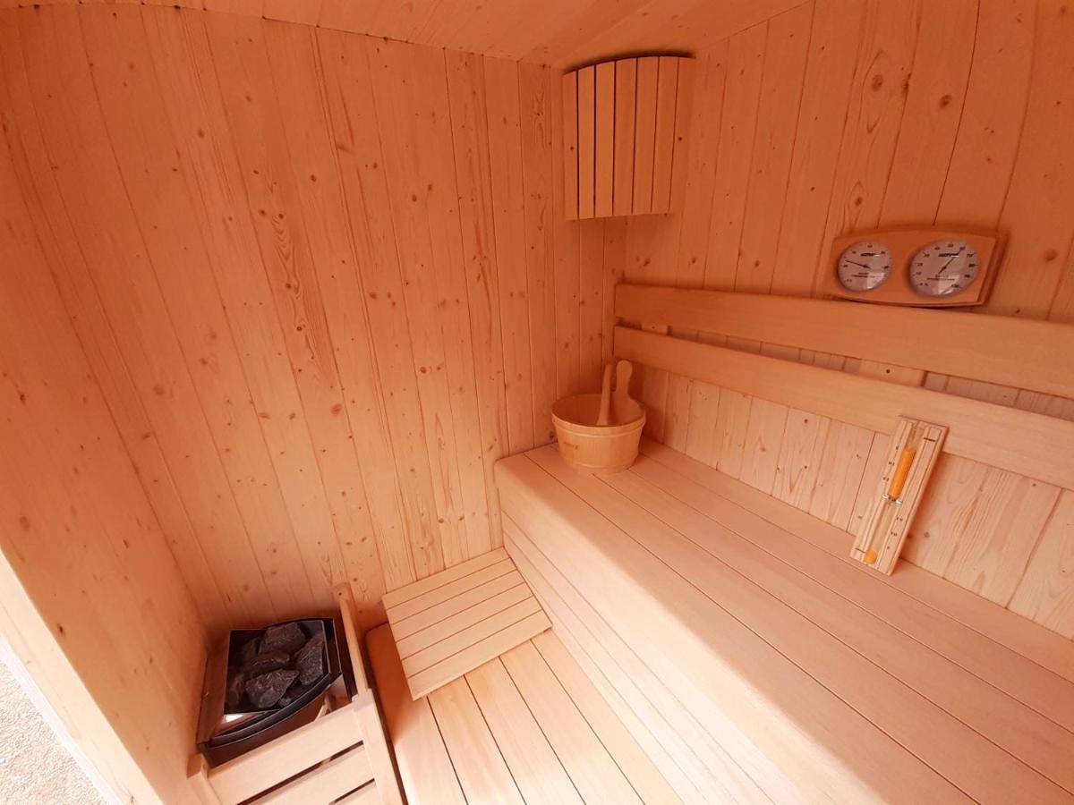 Miravallesuites in San Zeno di Montagna, Pré-Alpes de Garda