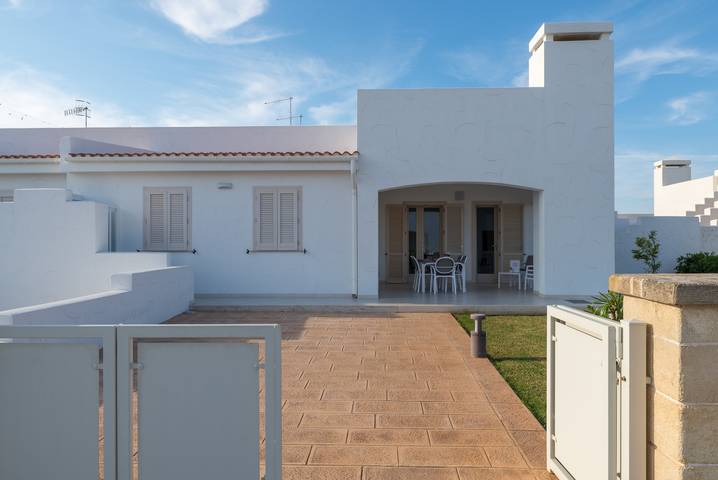 Blue Sea Villa Levante by Wonderful Italy in Diana Marina, Ostuni