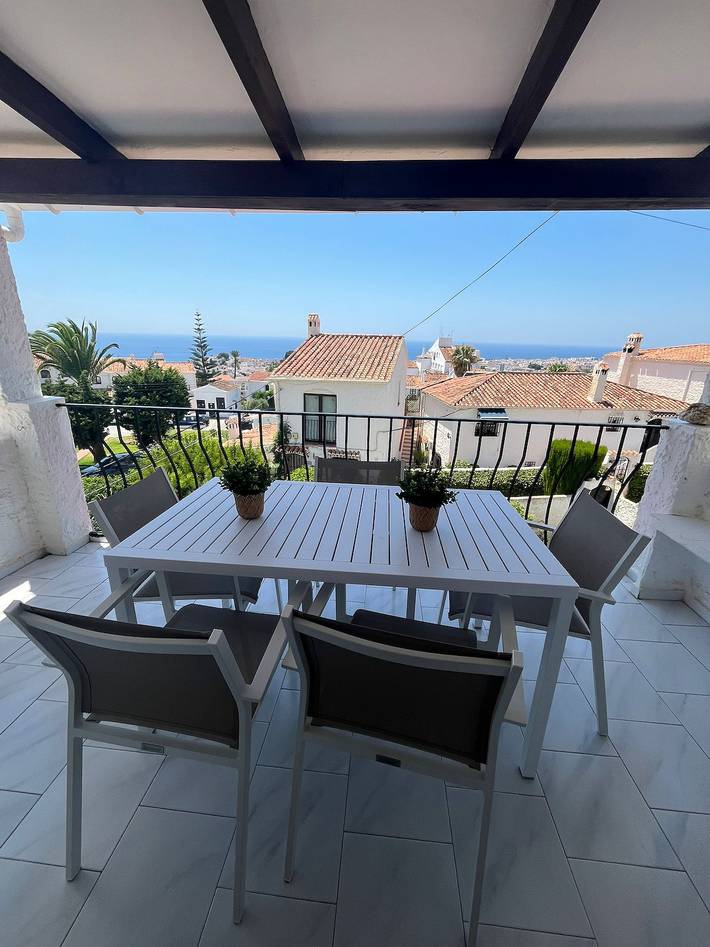 Gîte pour 5 personnes, avec terrasse à Nerja - 4