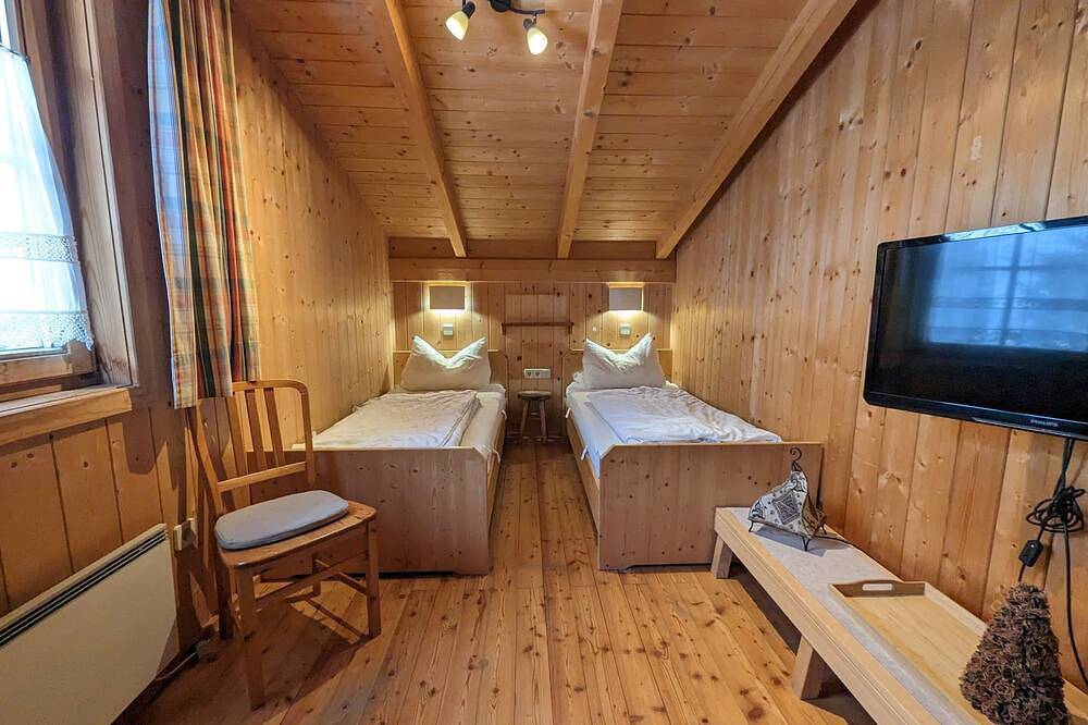 Gemütliches Almhaus mit Sauna, Kamin, Vollausstattung und W-Lan auf 1800m in Reichenau (Österreich), Nockberge