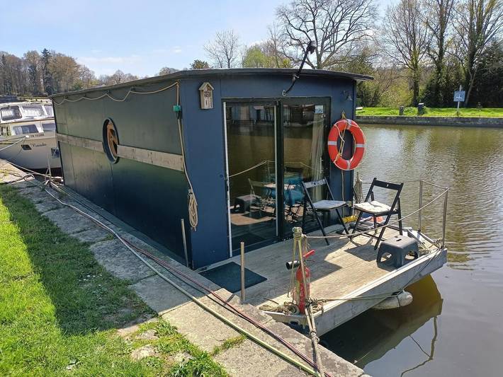 Location de vacances pour 2 personnes, avec terrasse à Hédé-Bazouges - 2