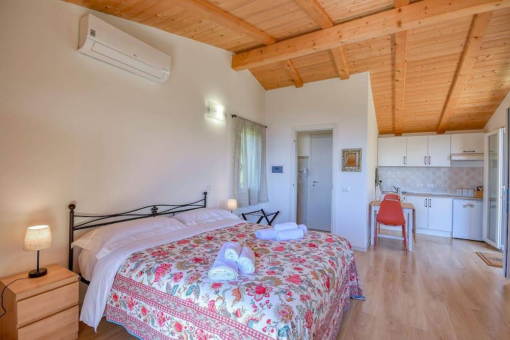 Entire apartment, La Casetta tra cielo e mare in San Lorenzo della Costa, Santa Margherita Ligure