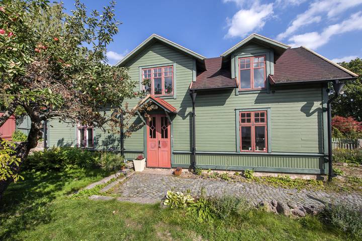 Ferienhaus für 4 Personen, mit Garten und Seeblick in Blekinge