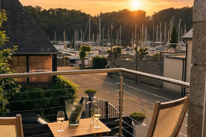 Location de vacances pour 6 personnes, avec Balcon et Jardin à La Vicomté-sur-Rance