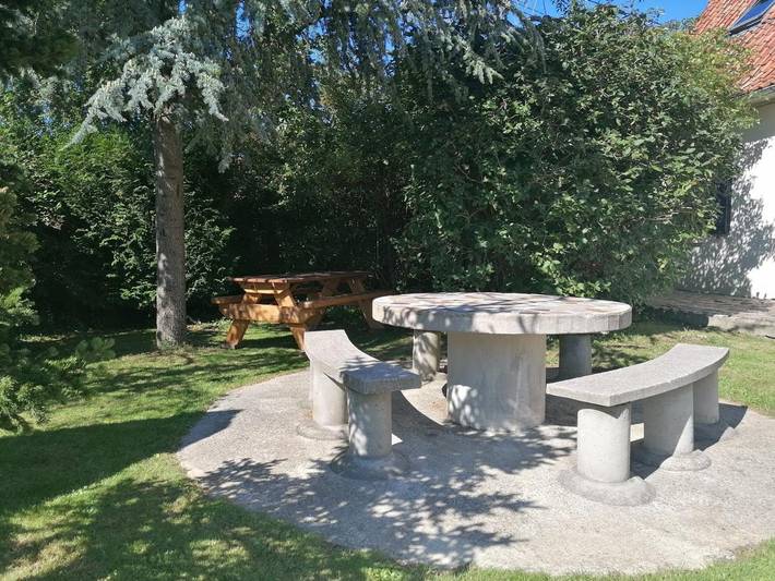 Location de vacances pour 15 personnes, avec Terrasse ainsi que Jardin et Vue à Belle-et-Houllefort