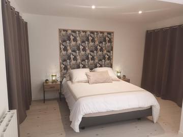 Gîte pour 4 personnes, avec jardin à Ploumagoar