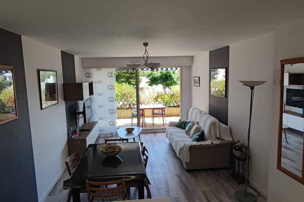 Appartement entier, Appartement T2 à 400 m de la grande plage, orienté sud. in Saint-Cast-le-Guildo, Région de Dinan