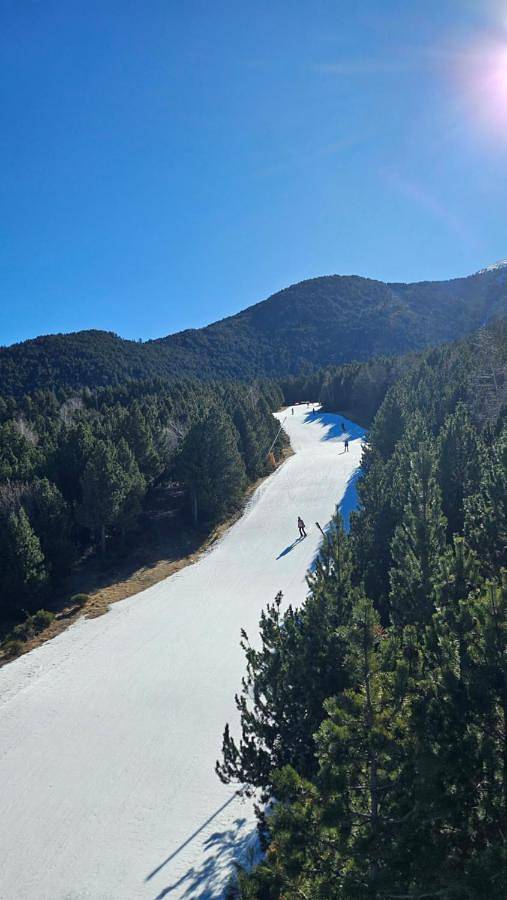 Gîte pour 4 personnes, avec terrasse et vue à Eyne - 2
