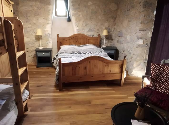 Chambre d’hôte pour 4 personnes, avec Balcon dans la Drôme