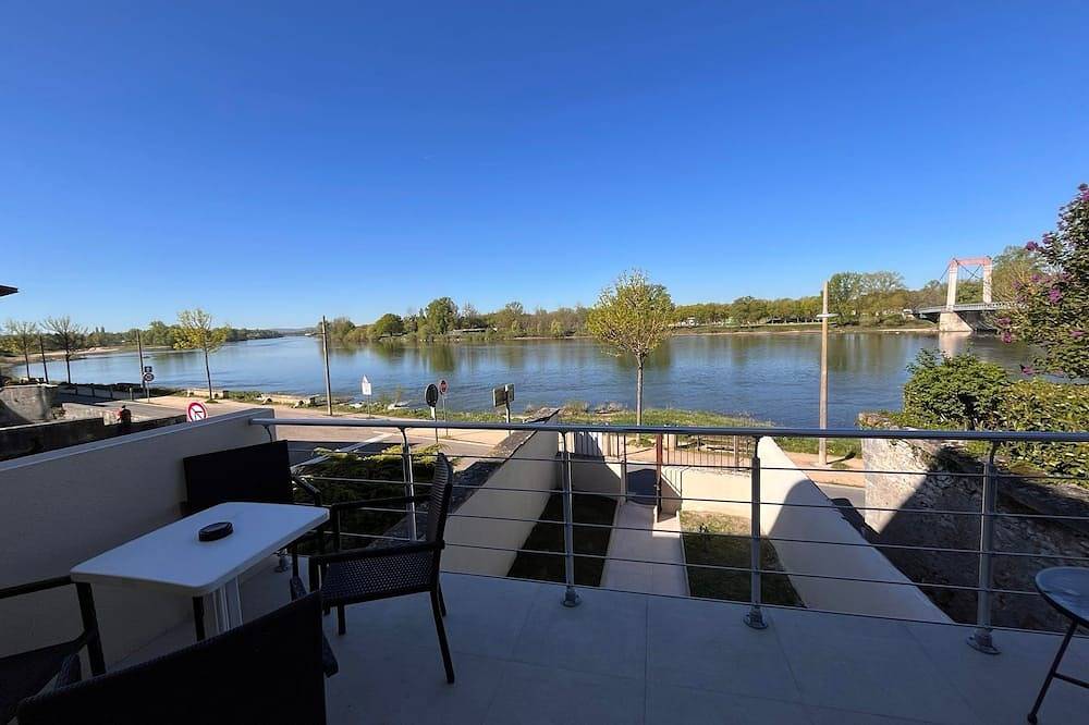 Maison de charme avec terrasse face à la Loire in Cosne-Cours-sur-Loire, Vallée de la Loire