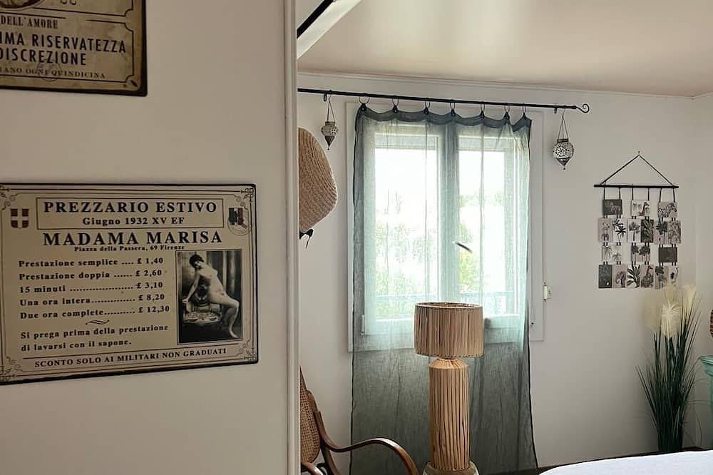 Villa with private pool near the Canal du Midi. in Capestang, Mittelmeerküste (Frankreich)