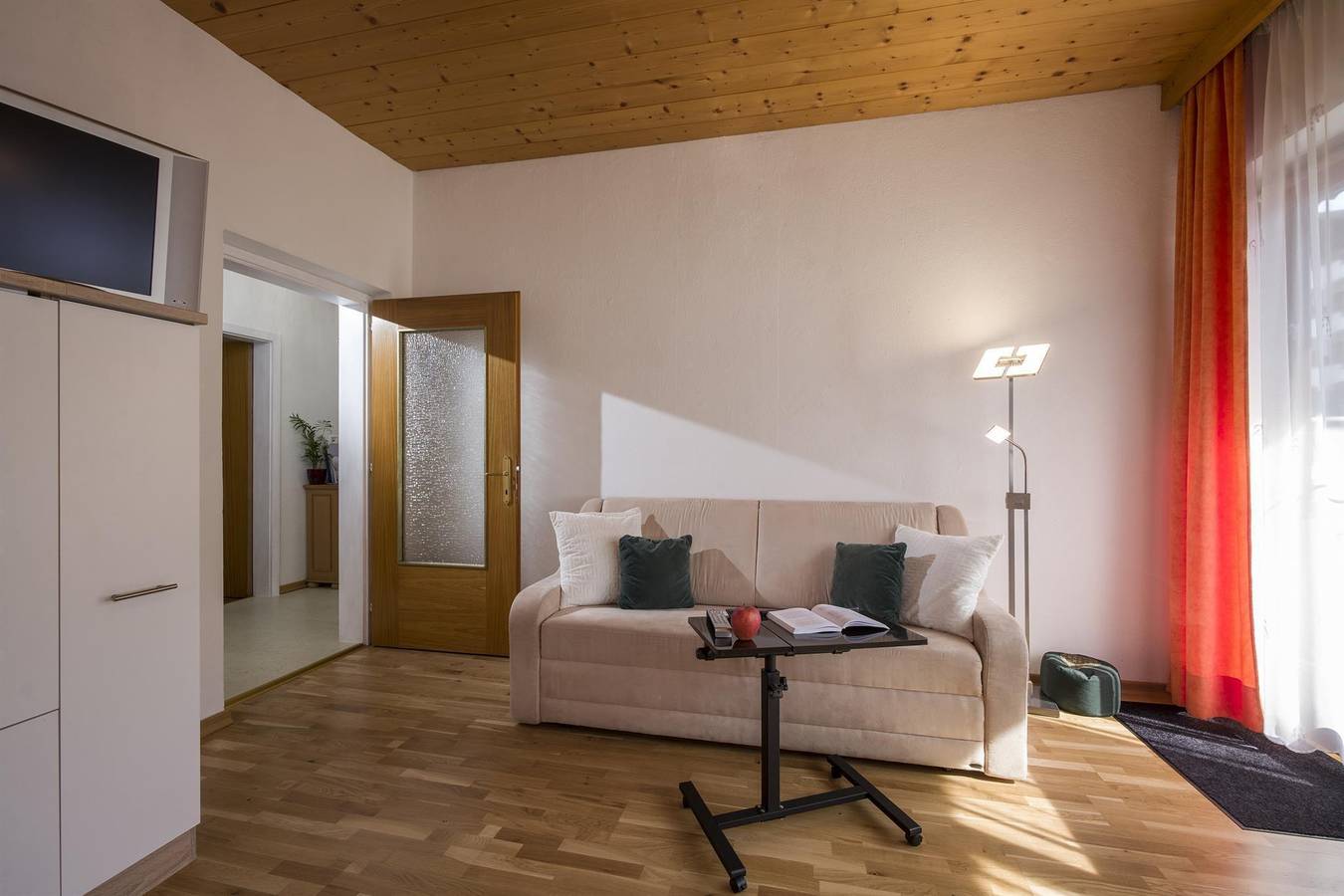 Ganze Ferienwohnung, Fewo, 2 Schlafzimmer, Wc-Room-in, Whirlpool-Wanne in Loferer und Leoganger Steinberge, Kirchdorf in Tirol