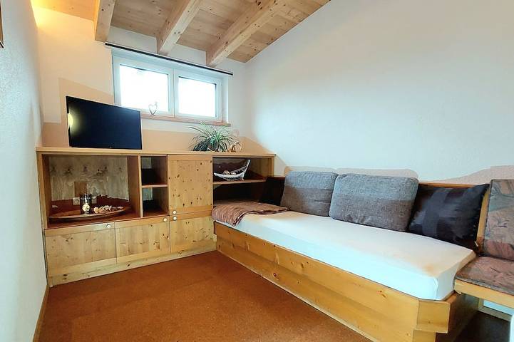 Ferienwohnung für 5 Personen, mit Balkon und Garten in Kaunerberg - 3