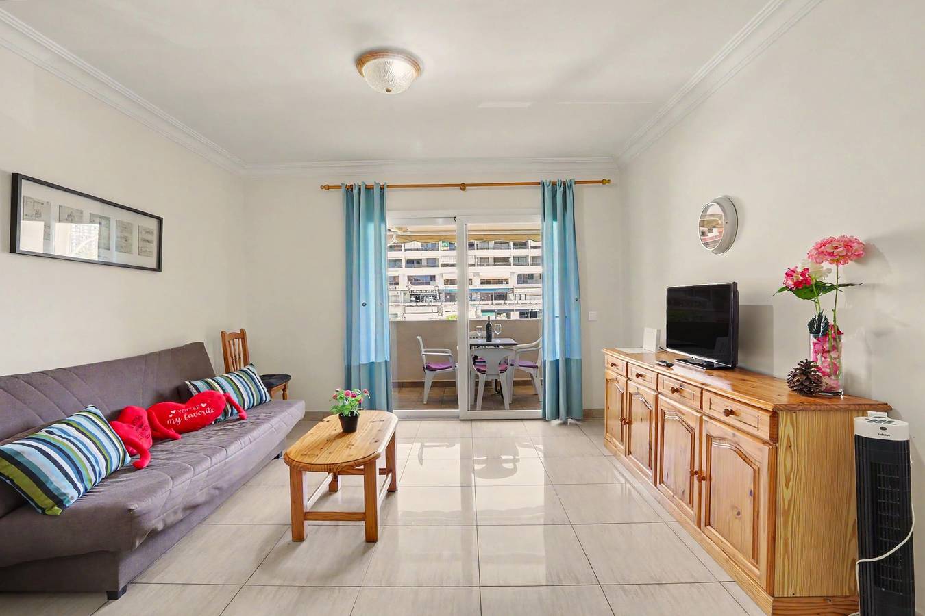 Geheel appartement, Vakantieverblijf "Prettig verblijf in het centrum van Plaza Los Cristianos" in Los Cristianos, Arona