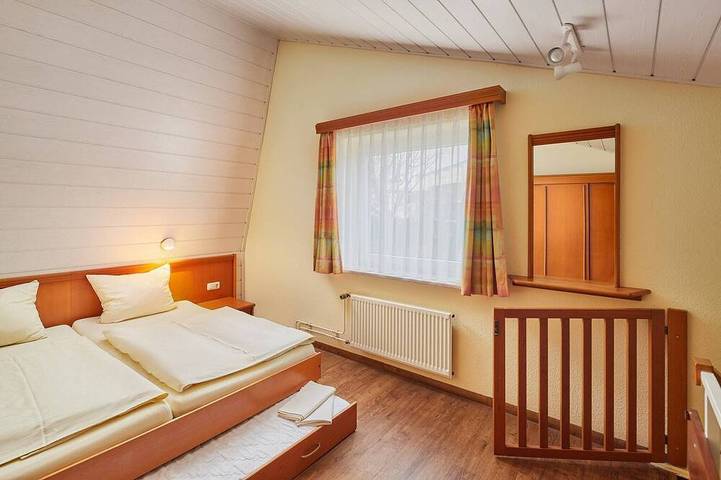 Ferienhaus für 4 Personen, mit Sauna und Whirlpool sowie Balkon in Wangels - 3