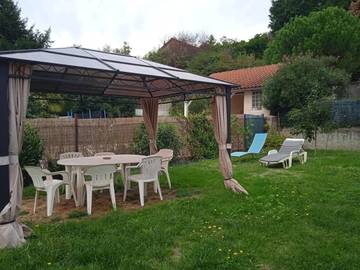 Location de vacances pour 8 personnes, avec jardin et vue à Decazeville