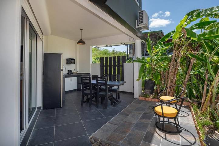 Ferienwohnung für 4 Personen, mit Whirlpool und Pool sowie Garten, kinderfreundlich - 1