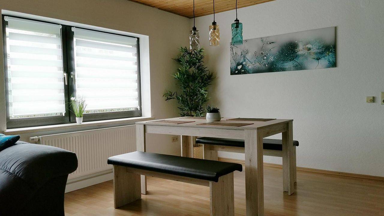 Geheel vakantieappartement, Vakantieappartement voor 3 personen met terras in Daun, Vulkaan-Eifel