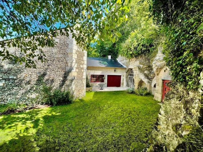 Location de vacances pour 5 personnes, avec jardin et vue à Chissay-en-Touraine