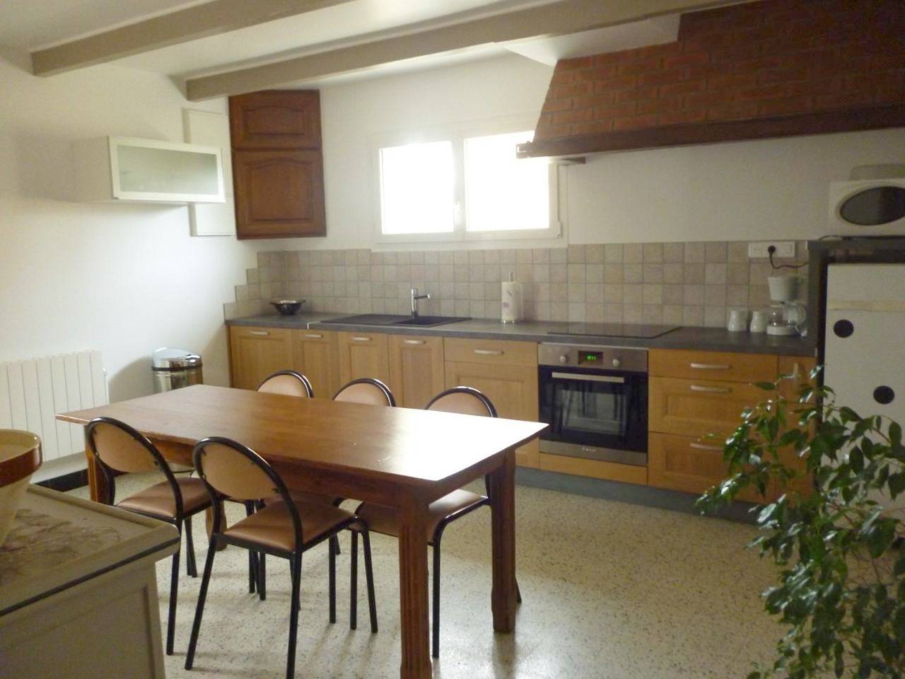 Two-Bedroom House in Tourville-la-Chapelle, Région de Dieppe