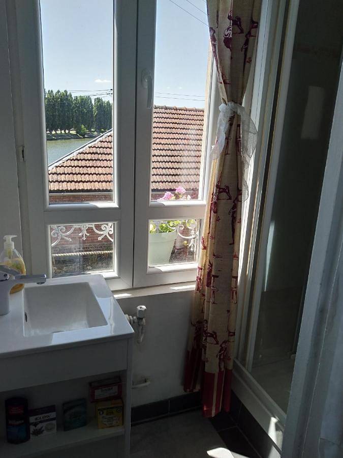 Double Room with Garden View in Creil, Oise