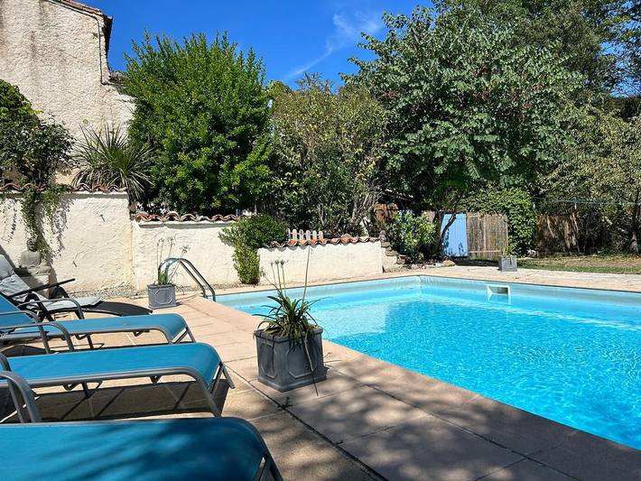 Ferienanlage für 6 Personen, mit Pool und Garten, kinderfreundlich in Frankreich - 2
