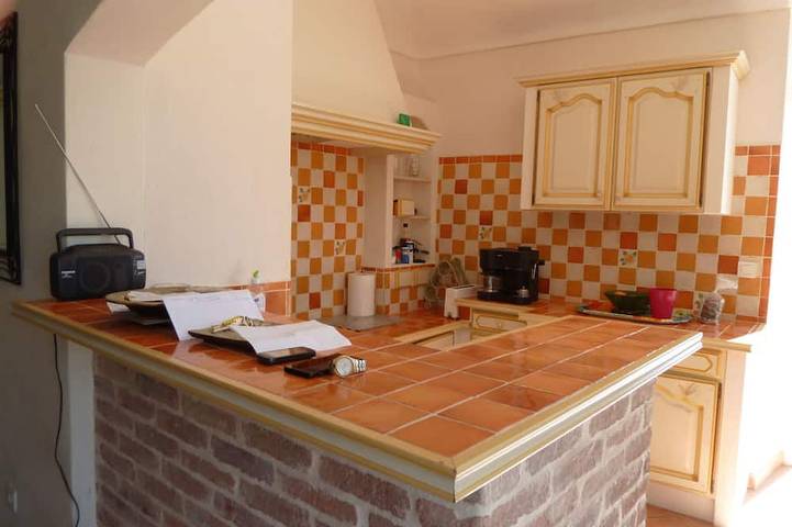 Gîte pour 6 personnes, avec piscine et jardin à Saint-Paul-le-Jeune - 2