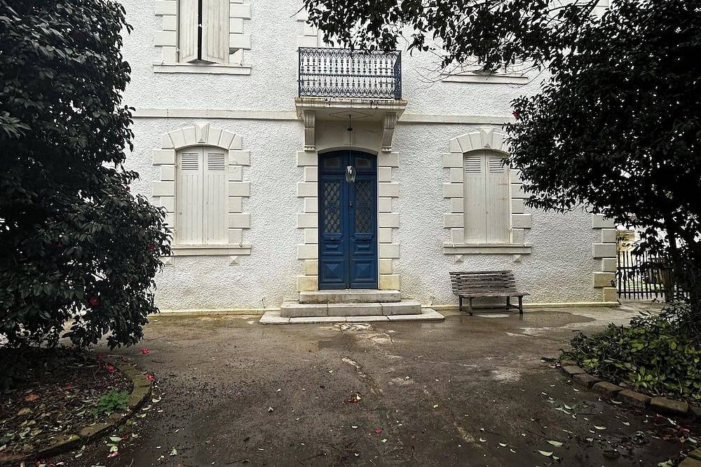 Mansion with swimming pool in Saint-Paul-lès-Dax, Dax und Umgebung