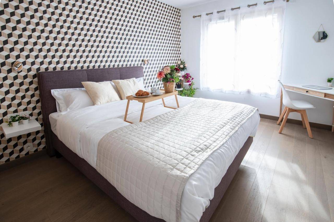 Appartement entier, One-Bedroom Apartment in Divonne-les-Bains, Gex