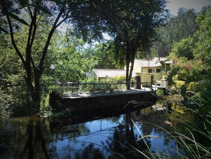 Auberge pour 2 personnes, avec jardin ainsi que vue et terrasse dans Oliveira de Azeméis