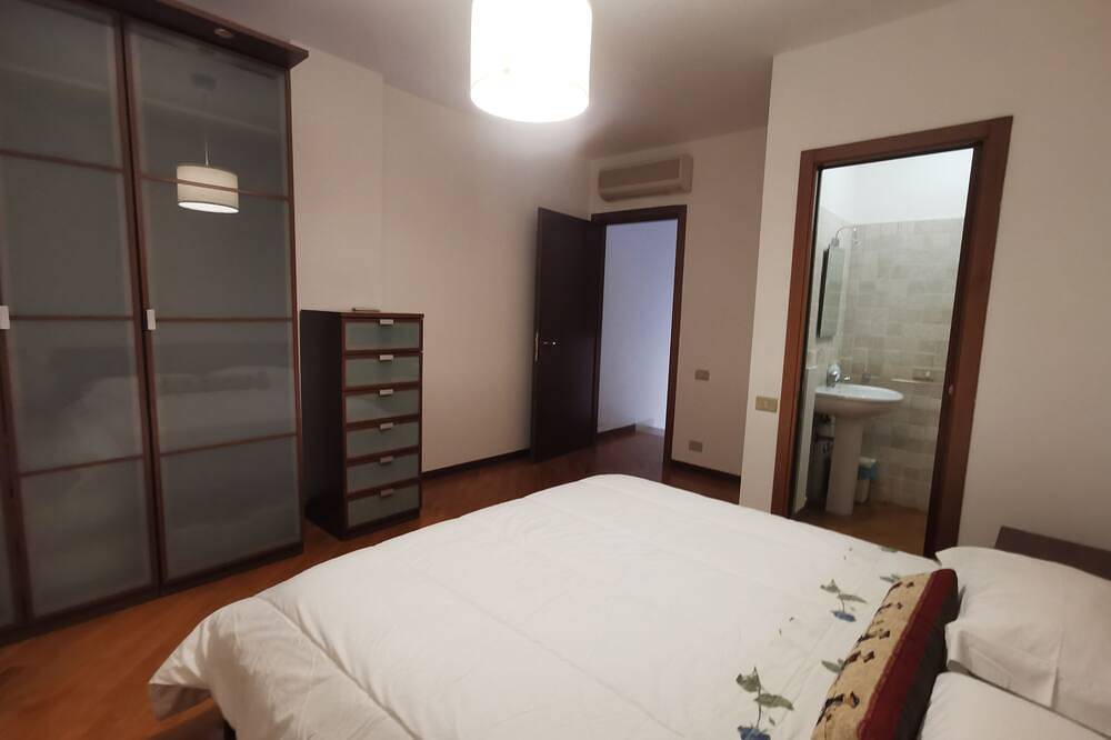 Il Ciliegio - House with Garden & Wonderful View in Ancona, Riviera del Conero