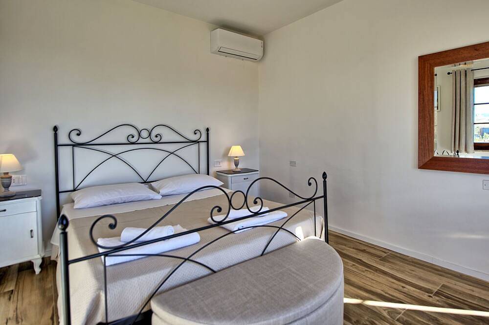 Villa en Tuoro Sul Trasimeno con 3 habitaciones, capacidad 7 in Tuoro sul Trasimeno, Lago Trasimeno