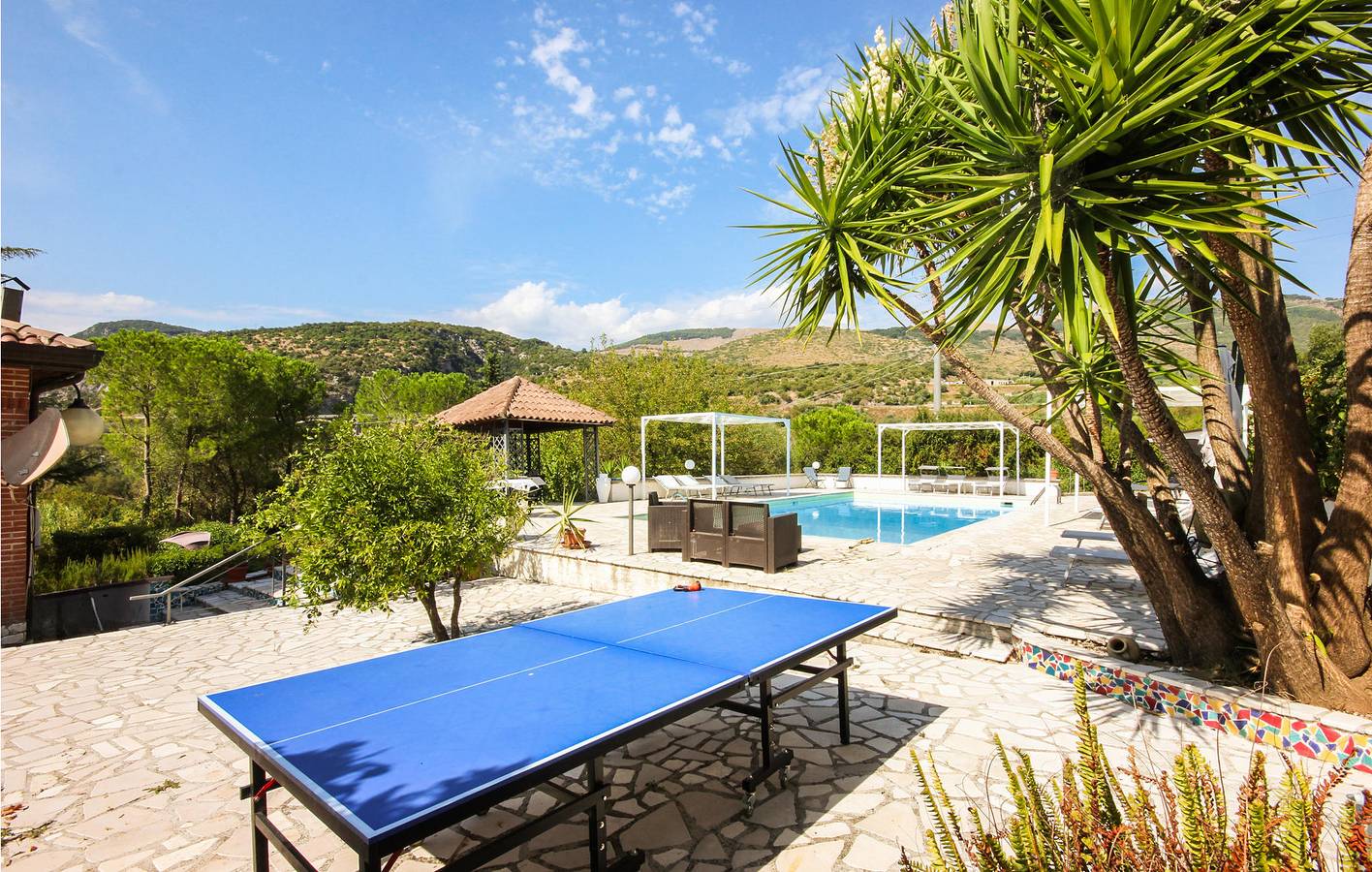 Modernes Apartment mit Pool, Garage und Flussblick in Buccino, Salerno Provinz