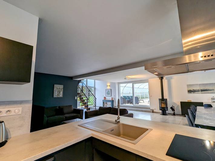 Gîte pour 14 personnes, avec piscine ainsi que terrasse et jardin dans Centre-Val de Loire - 3