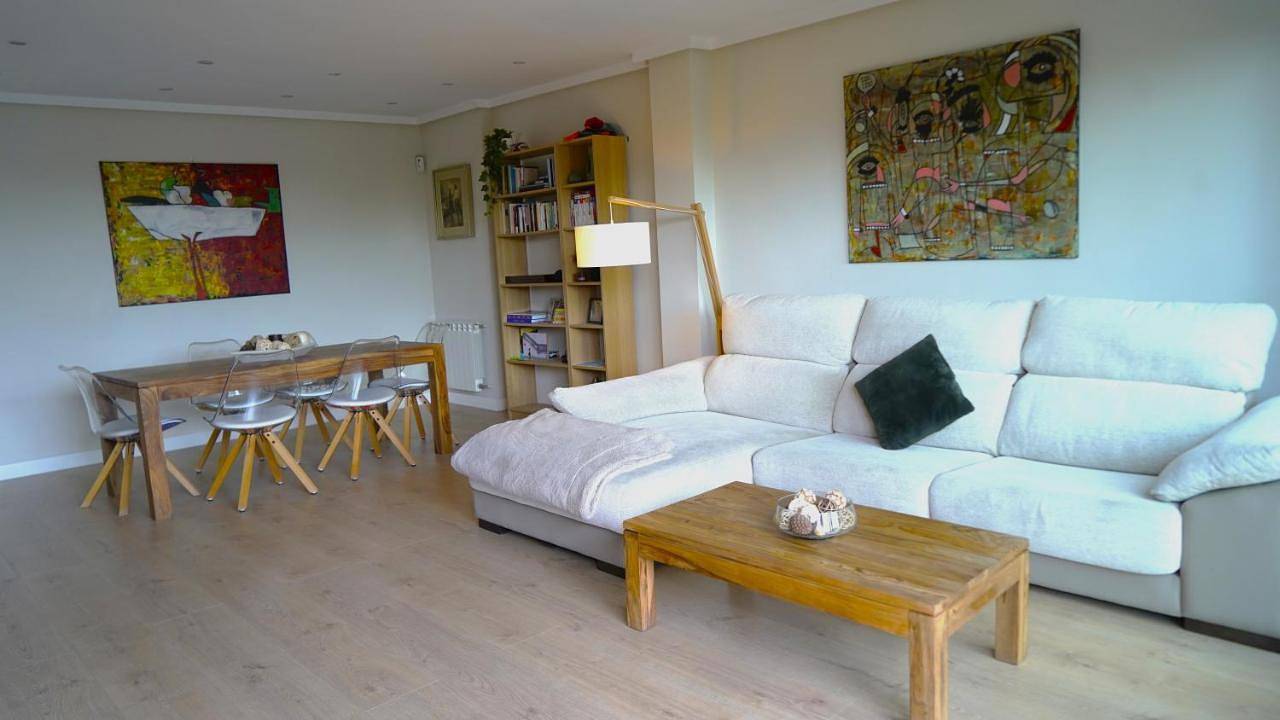 Apartamento entero, Fabulous Apartment with Garden and Parking in Las Rozas, Provincia de Madrid