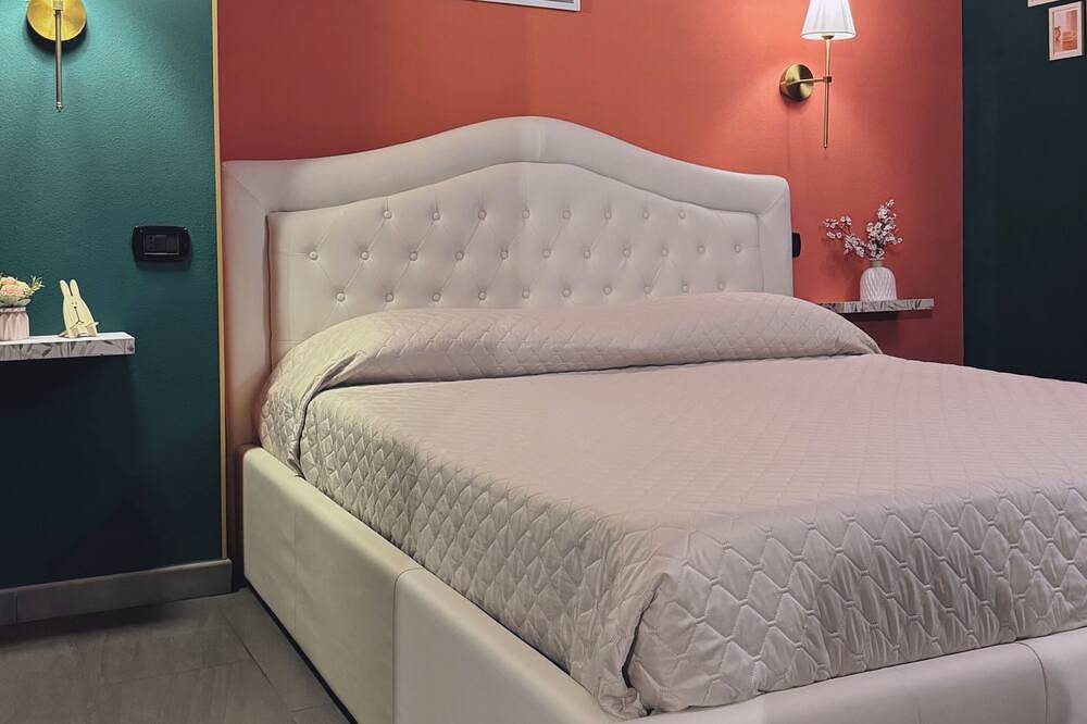 Xihouse, our best Double Room in a green park. in Iglesias, Iglesiente