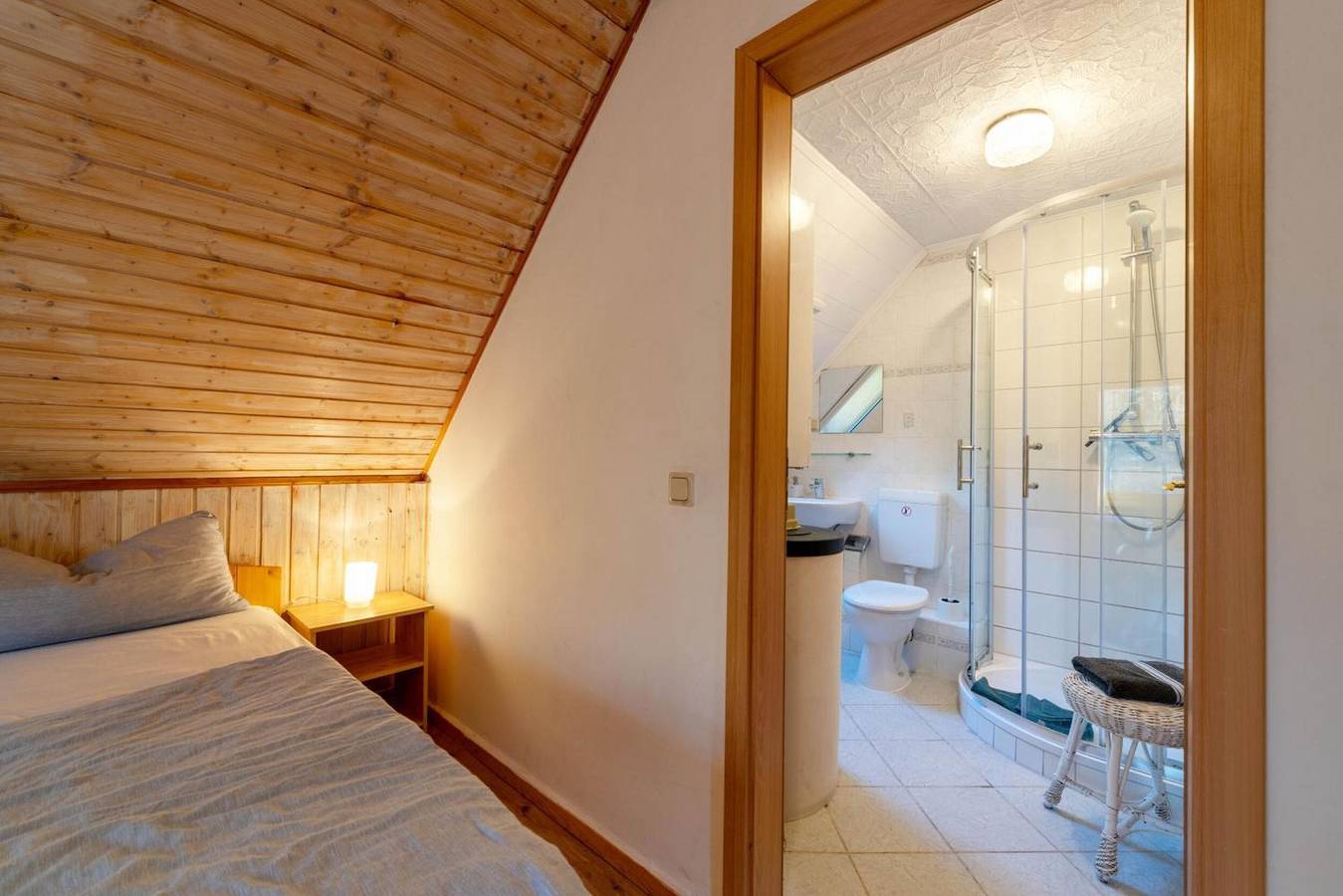 Ganze Wohnung, Apartment Behling 3 mit Balkon in Liepe, Britzer Platte