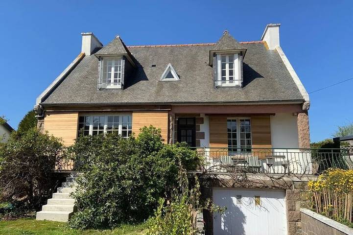 Holiday home for 11 people, with garden - 1