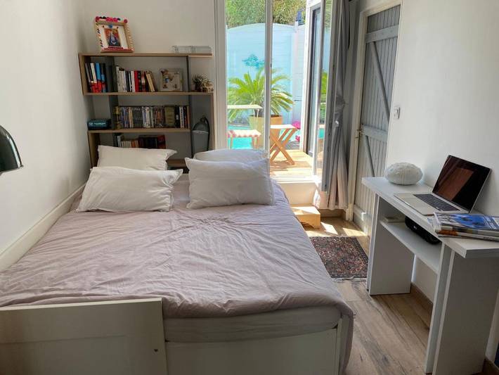 Chambre d’hôte pour 2 personnes, avec piscine et terrasse, animaux acceptés dans Parc national de Port-Cros - 4