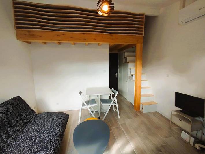 Gîte pour 4 personnes, avec terrasse dans Maubuisson - 2