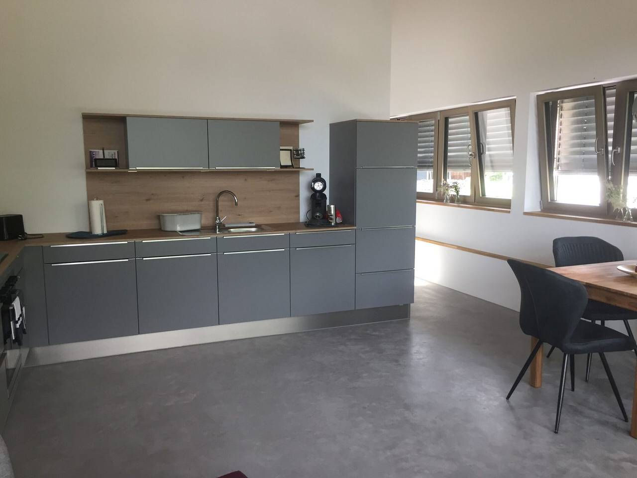 Entire apartment, Apartment 'Chardonnay' with Balcony and Wi-Fi in Tiengen, Freiburg