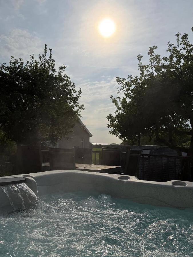 Two-Bedroom House in Fairbourne, Snowdonia