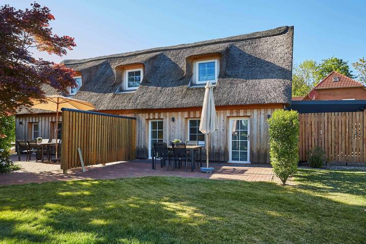Ferienwohnung für 2 Personen, mit Terrasse und Garten sowie Sauna in Grödersby