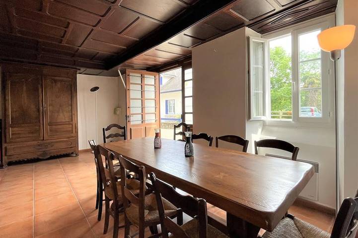 Location de vacances pour 8 personnes, avec jardin à Montory