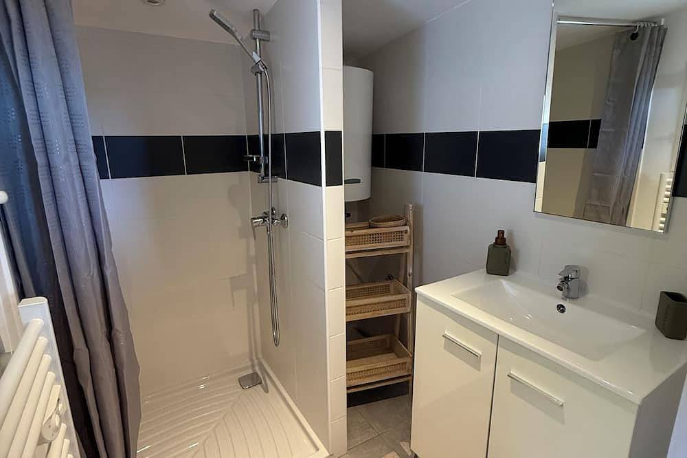 Casa Avvena 3 -chambre d'hôtes avec cuisine in Lecci, Arrondissement de Sartène
