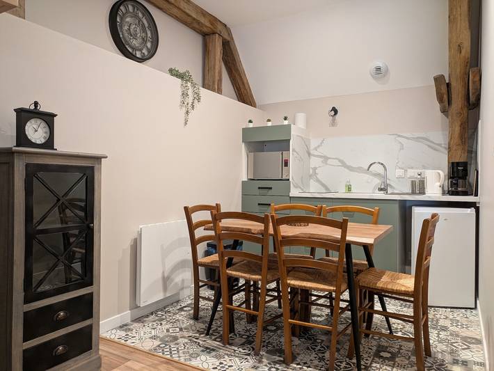 Gîte pour 4 personnes, avec Jardin à Varaville - 2