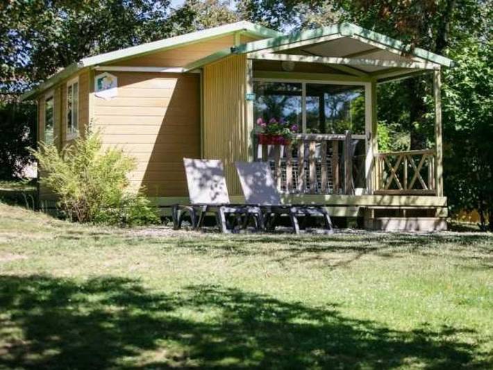 Camping pour 5 personnes, avec Terrasse et Piscine