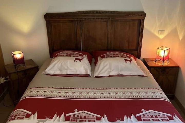 Maison de campagne pour 8 personnes, avec jardin à Chazey-sur-Ain - 2