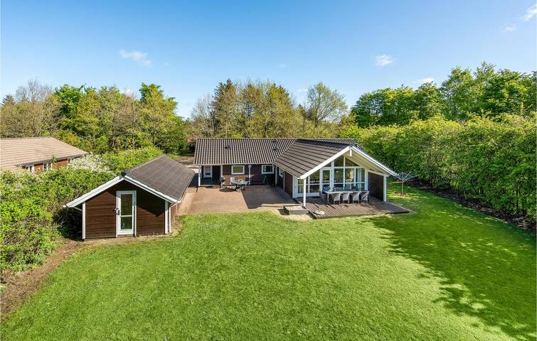 Ferienhaus für 10 Personen, mit Garten und Sauna sowie Terrasse und Whirlpool in Arrild - 2