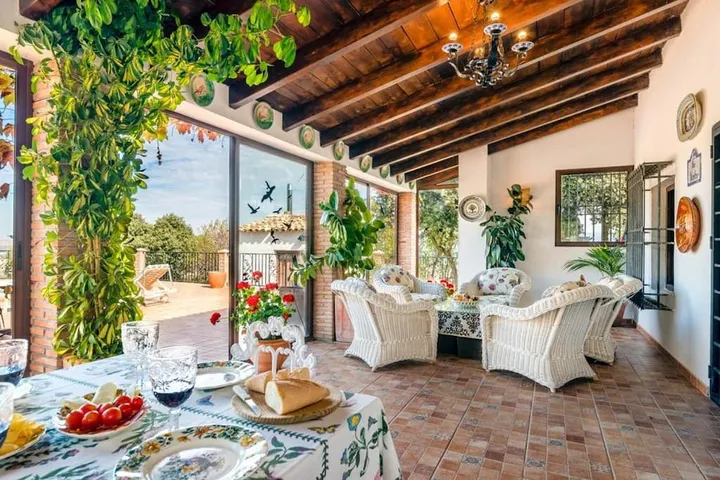 Chalet para 4 personas, con vistas además de jardín y piscina, Se admiten mascotas - 1